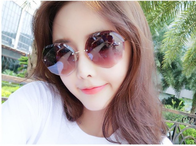 [해외] 봄신상 여성 유행 클래식 패션 미러 렌즈 자외선 차단제 선글라스